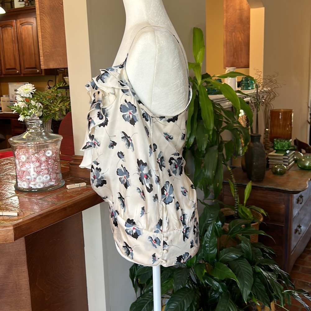 LC Lauren Conrad Sleeveless Floral Banded Top szL - Picture 4 of 12
